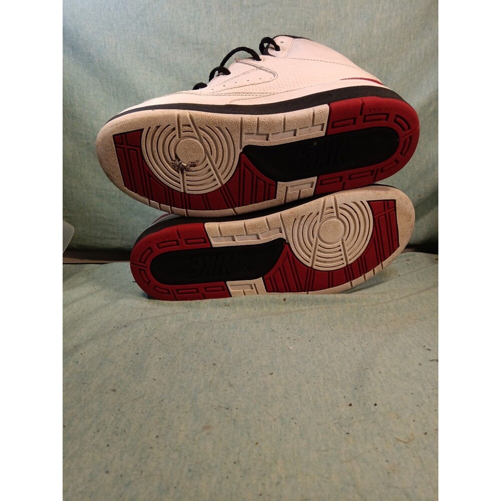 Jordan 2 Retro White Red Black Youth Athletic Shoes 3Y - Picture 5 of 6